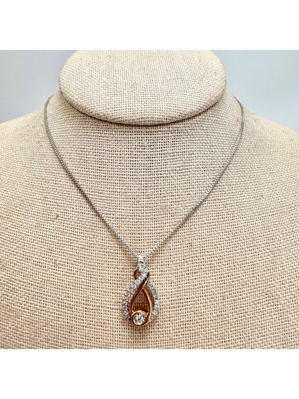 Cubic Zirconia Sterling Silver 925 Interwoven Pendant Necklace Size 18" Length